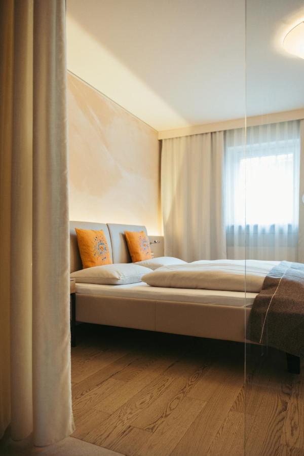 Strandhotel Am Вайсензее Экстерьер фото